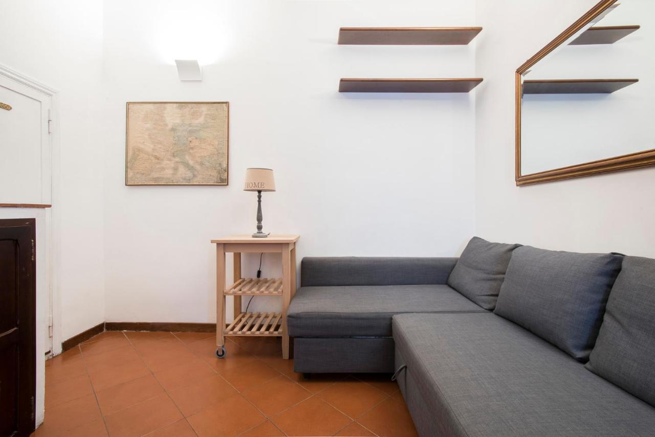 Savelli Attic * Roma