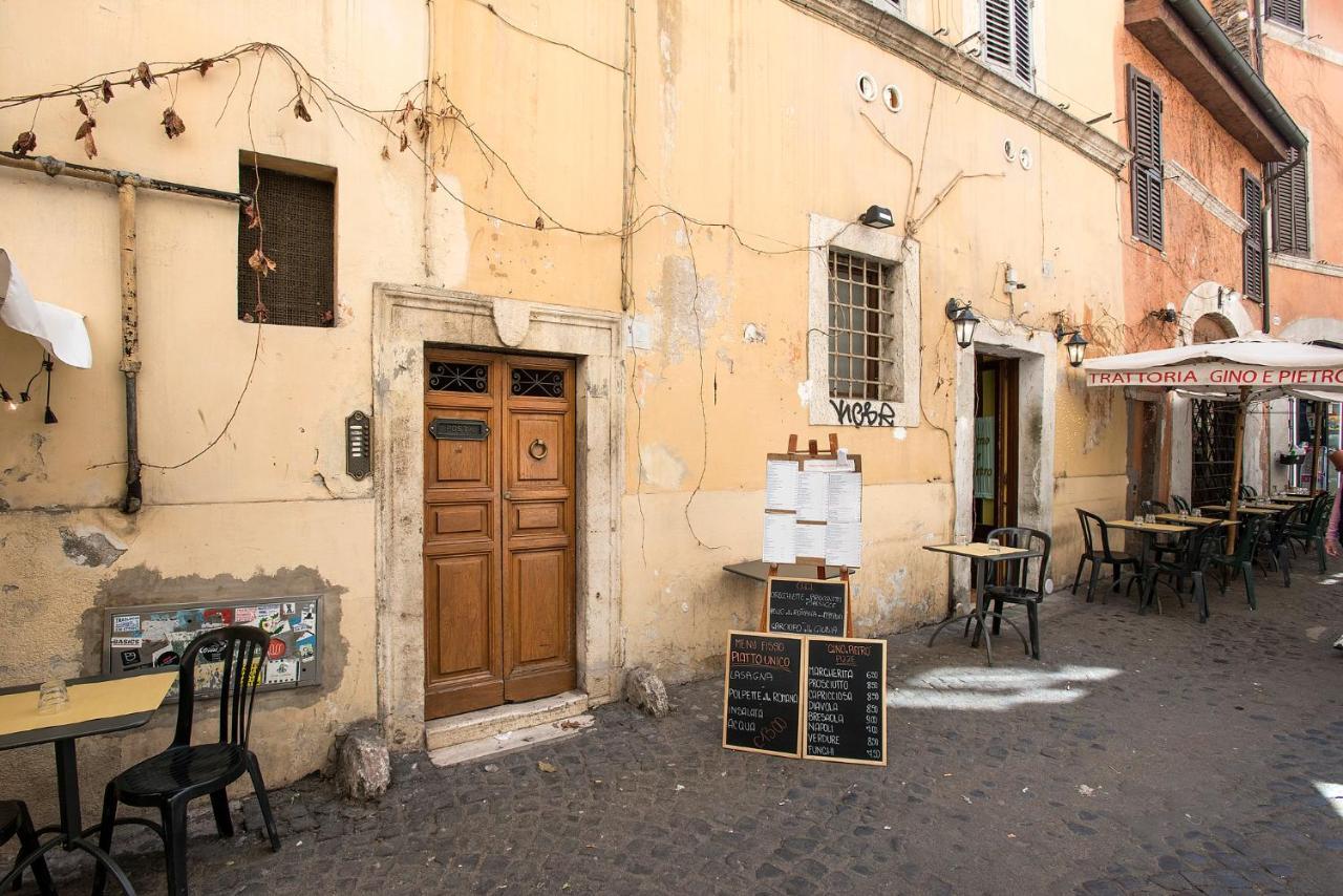 Savelli Attic Roma