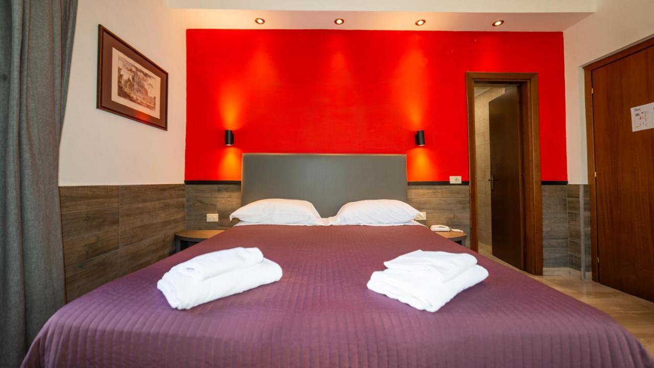 Center 2 Hotel Rom