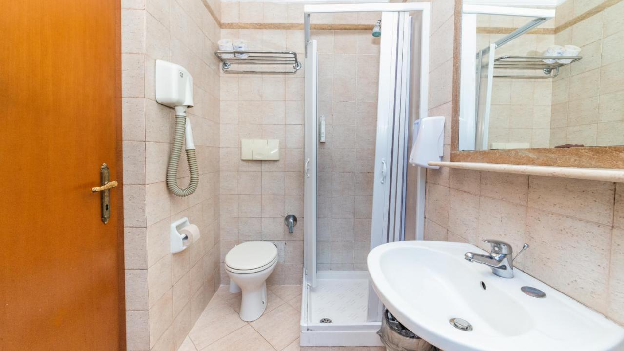 Center 1 Hotel Roma