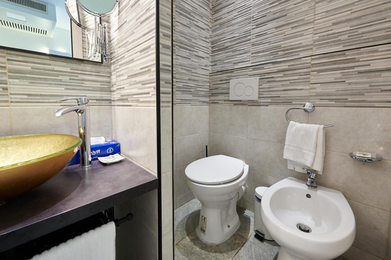 230 Luxury Guest house *