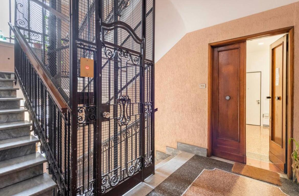 Private Guest house
