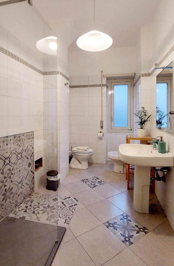 Casa Valentina - Beauty With Two Bedrooms Near Vatican Apartamento