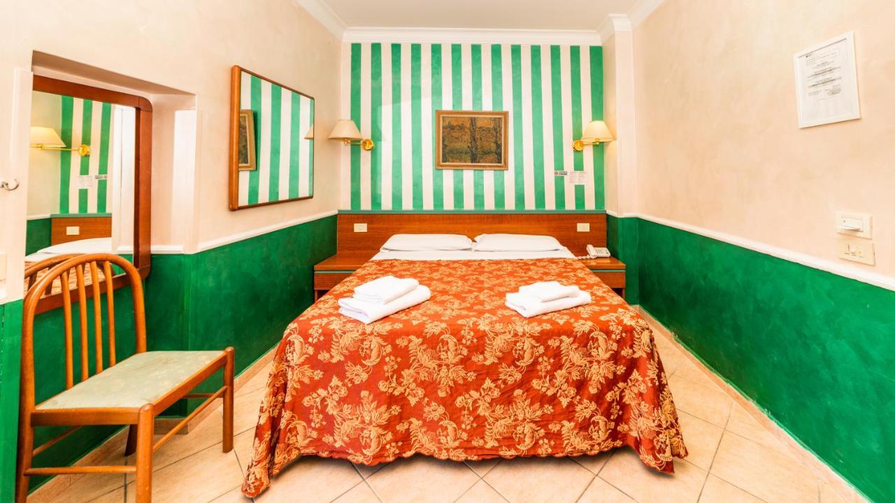 Hotel Center 3 3*