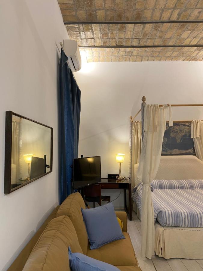 Paola Colosseum Iii Apartamento *