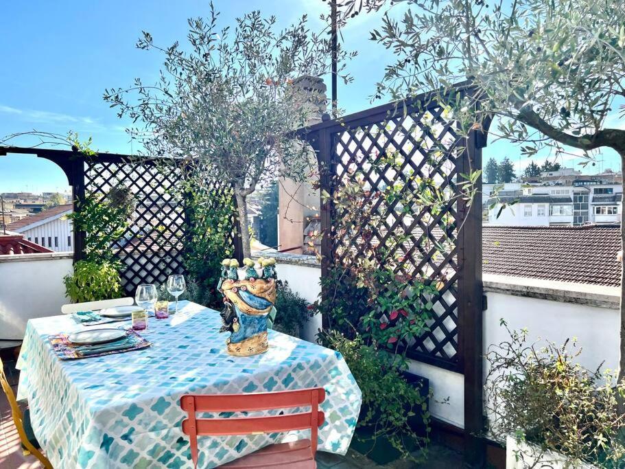 Apartamento Lovely Mid-century With Stunning Terrace *