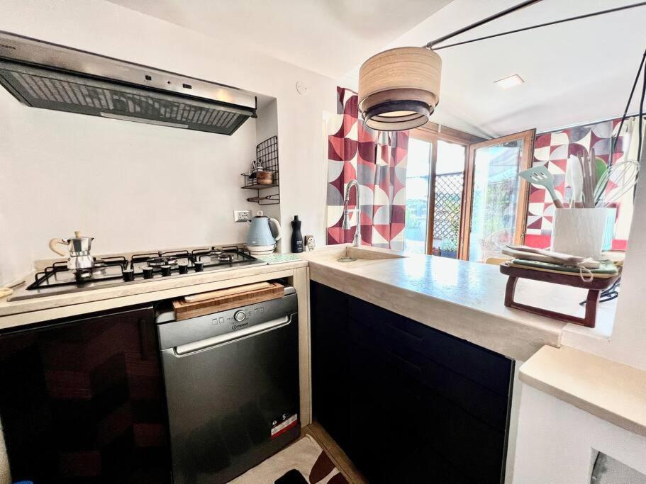 Lovely Mid-century With Stunning Terrace Apartamento