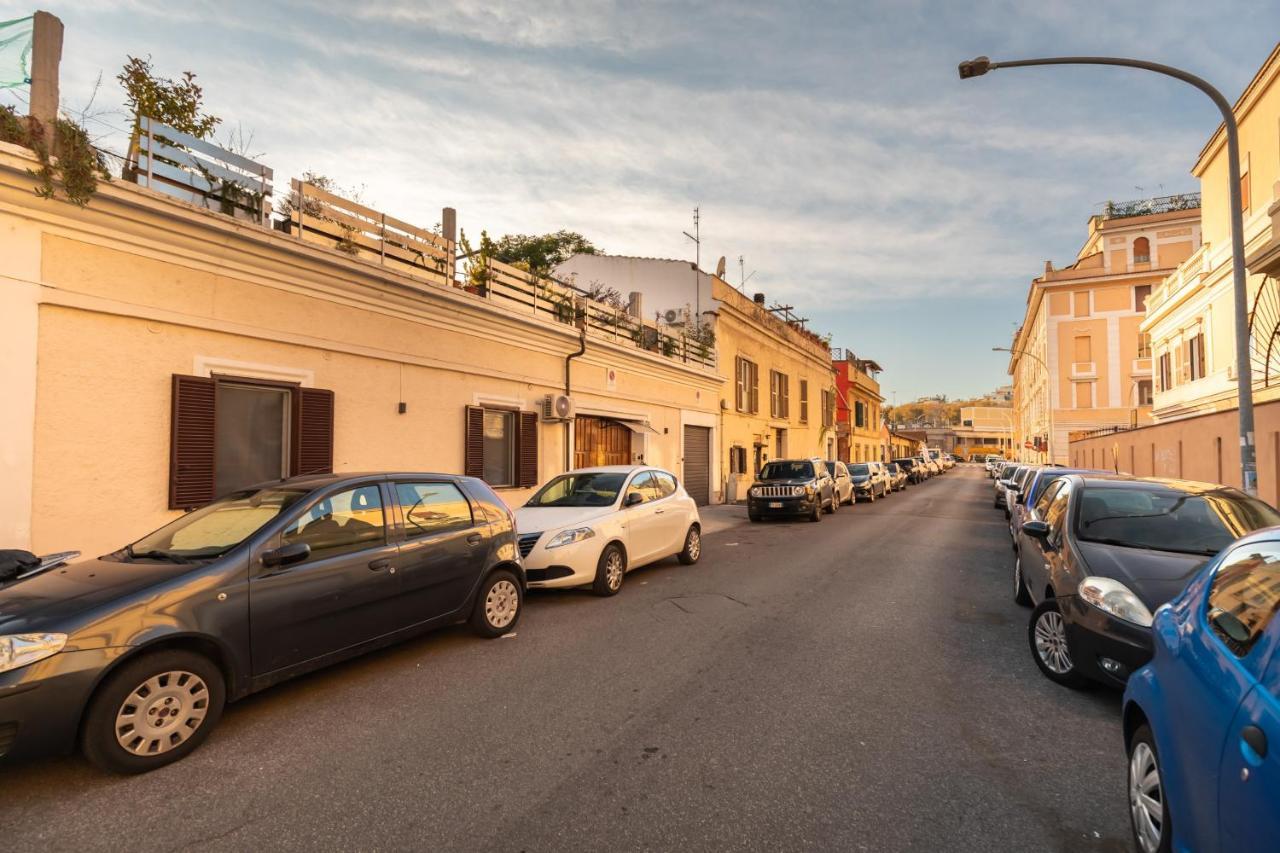 Bright And Comfy Terraced In Trastevere Apartment *