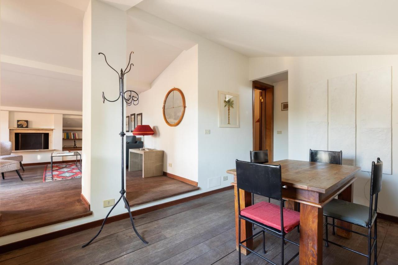 Apartment Bright And Comfy Terraced In Trastevere Rome