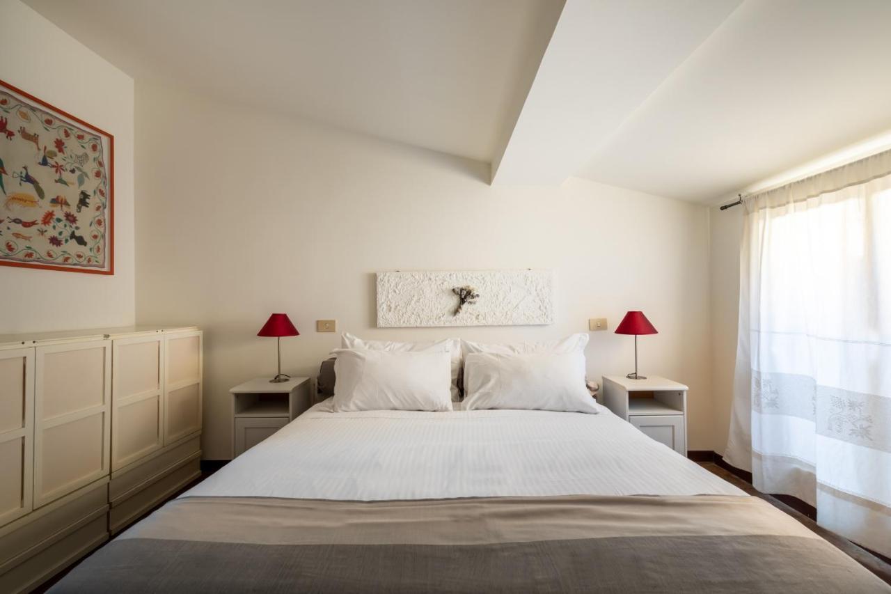 Bright And Comfy Terraced In Trastevere Apartment