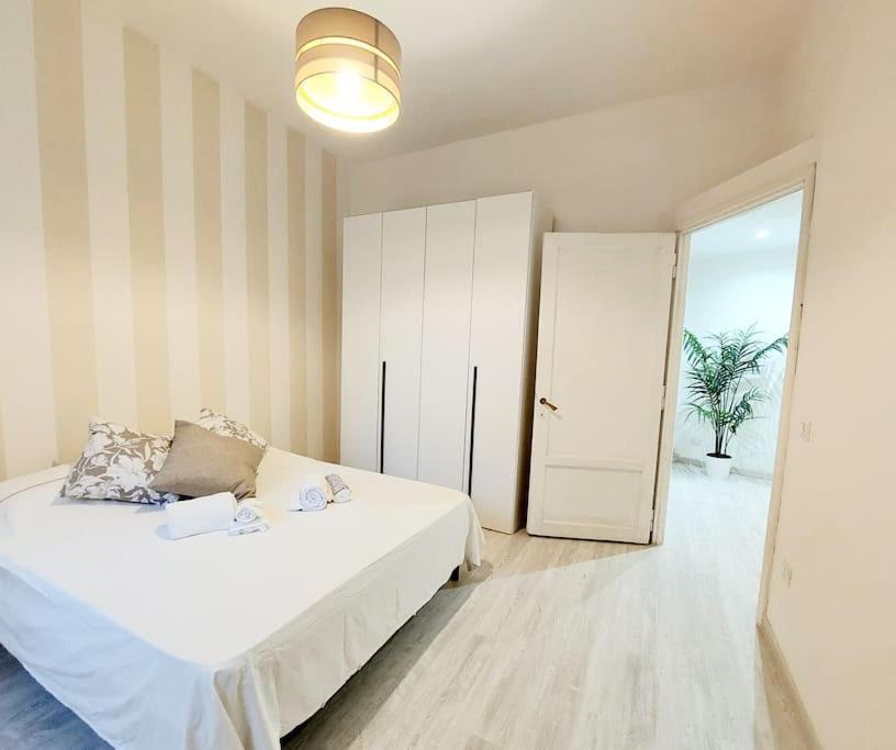 Bbhome Stylish Gold Near Trastevere Station * Roma