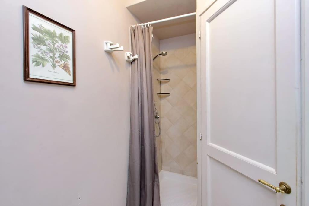 Navona Elegant Two Bedroom Appartamento