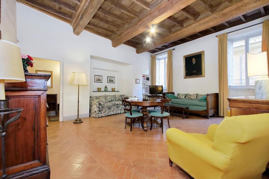 Navona Elegant Two Bedroom Appartamento *