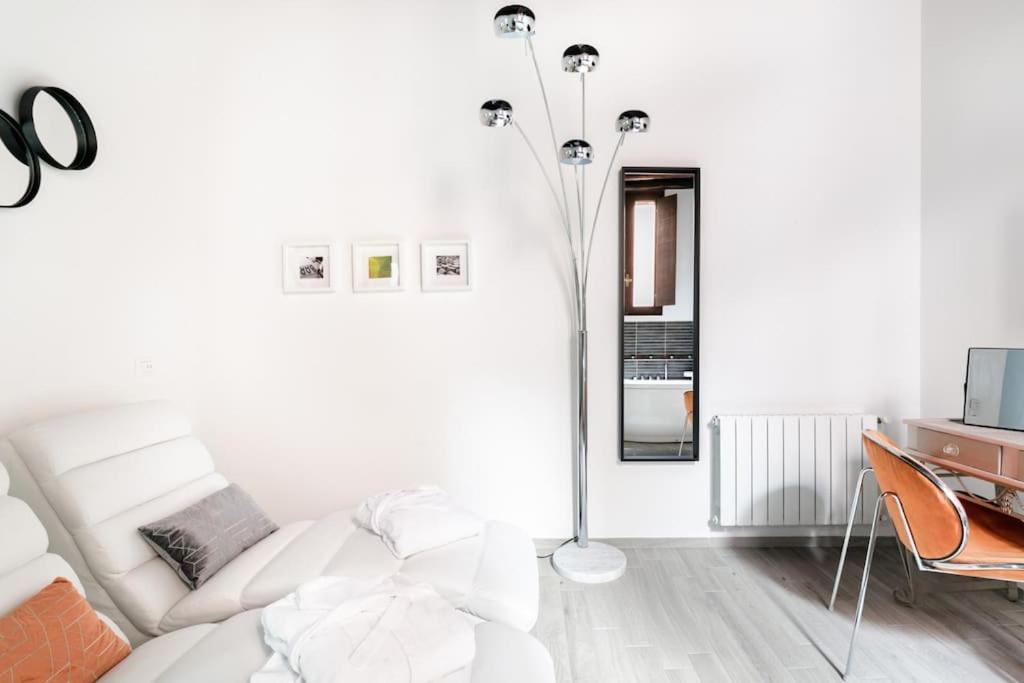 Girolamo's Jacuzzi Place Apartamento Roma