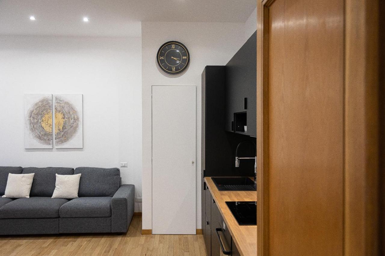 Apartment Augusto Imperatore By In *