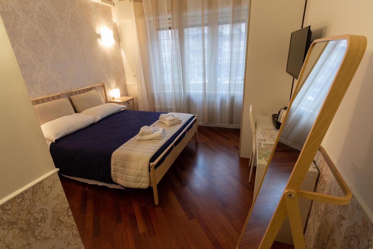 Casa de hóspedes Aurelio Deluxe *