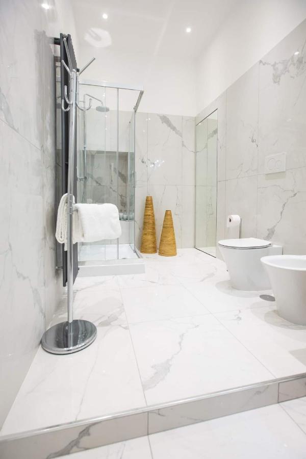 Luxury In 2*