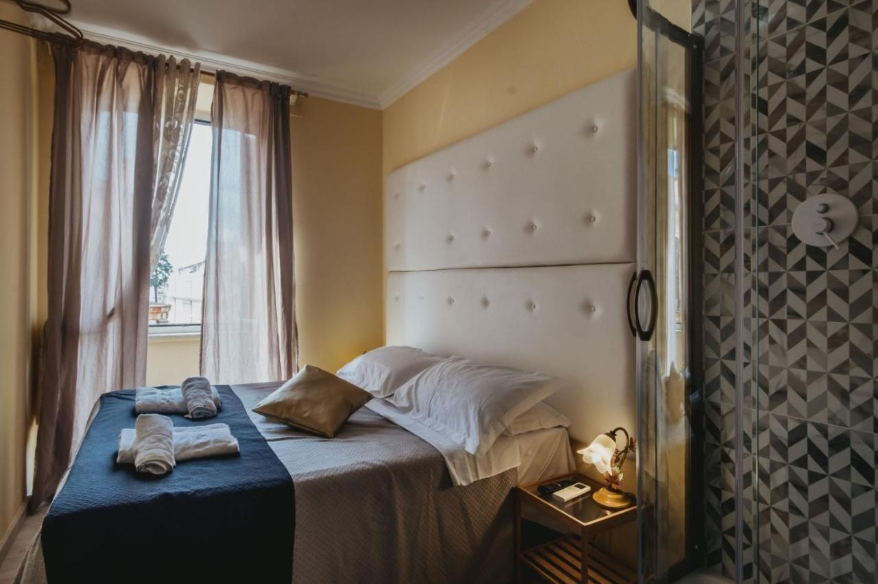 P-rooms & Collection * Roma