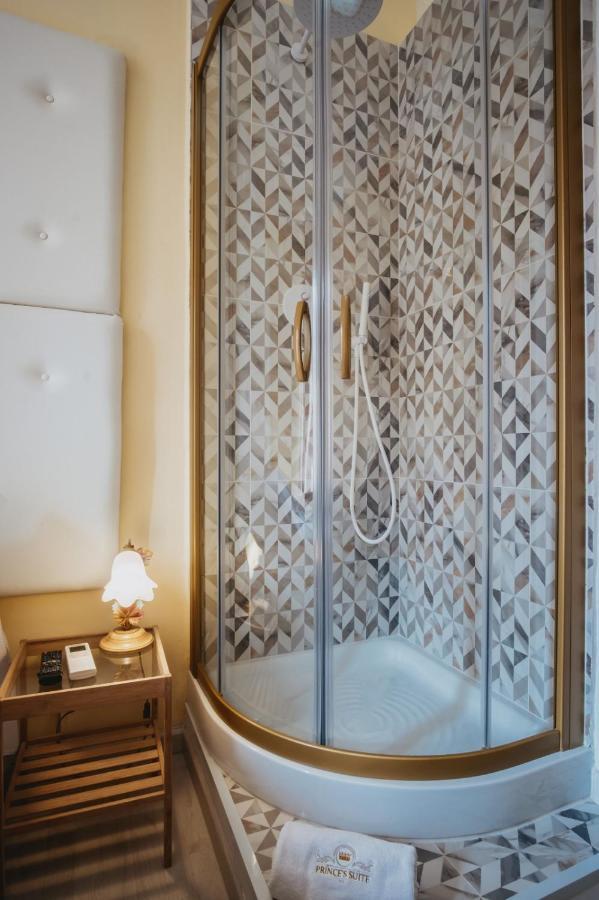 P-rooms & Collection Aparthotel Roma
