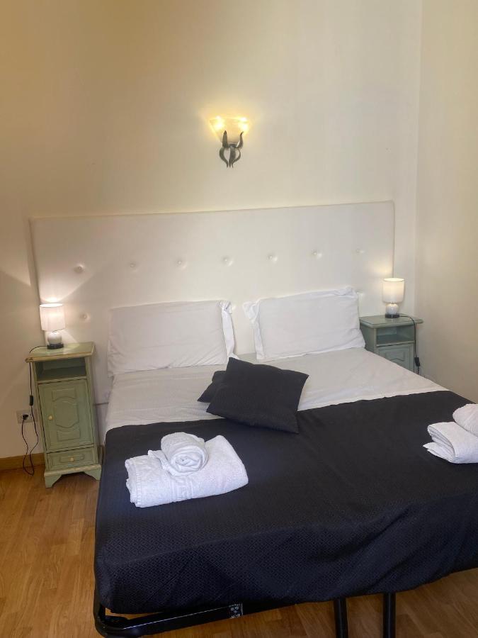 P-rooms & Collection Roma