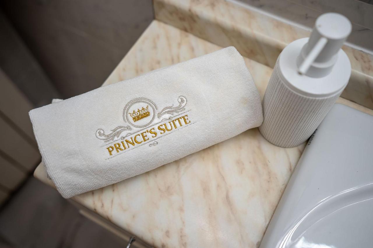 Prince's - Luxury * Roma