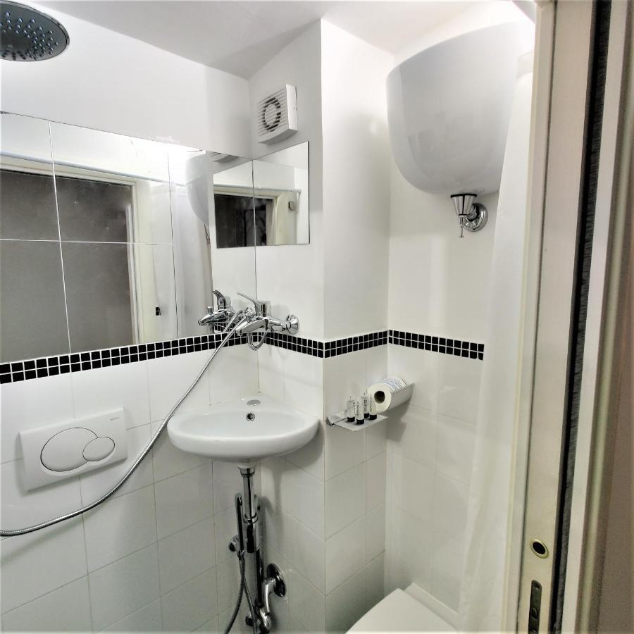 Monserrato Apartamento