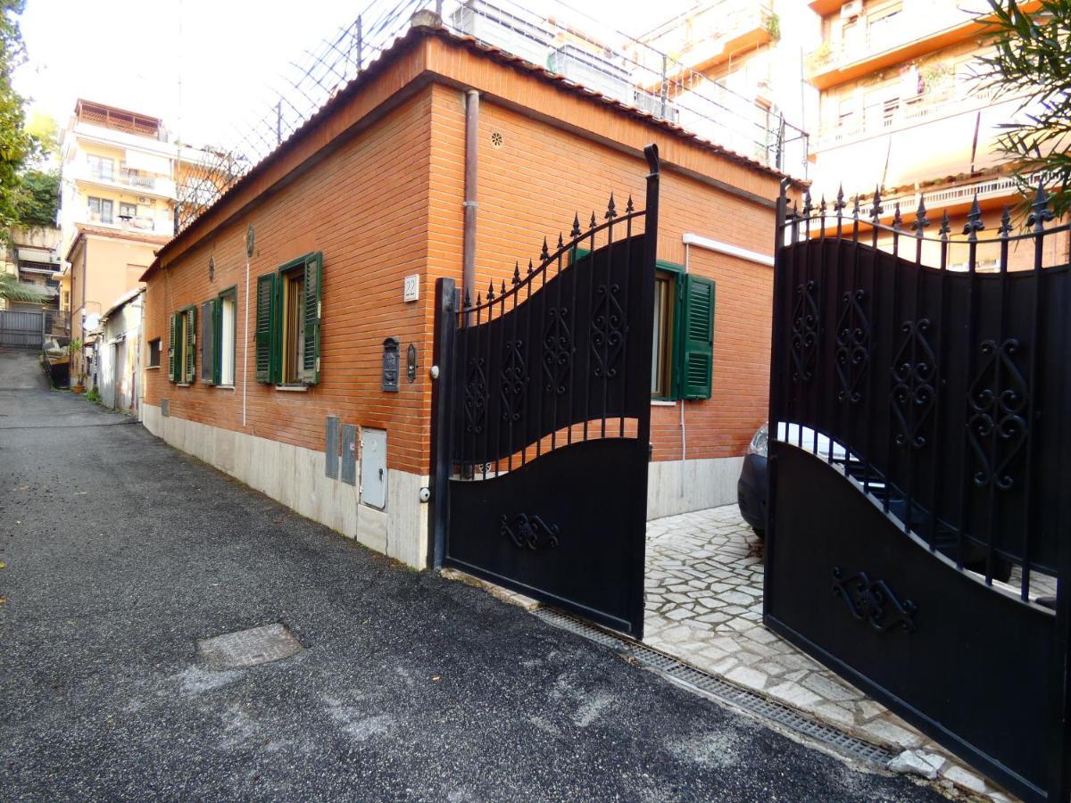 Le Dimore Di Esiodo * Roma