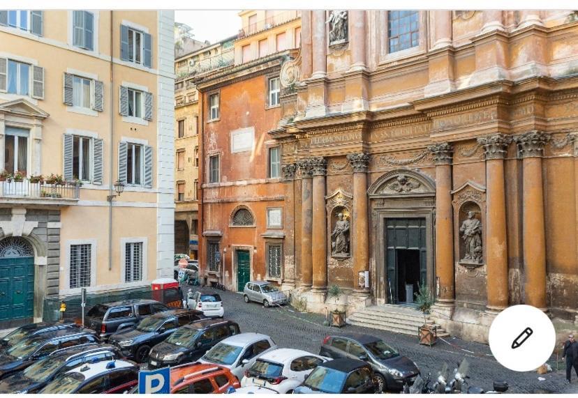 Apartment Campo De' Fiori On Vacation With Class Rom