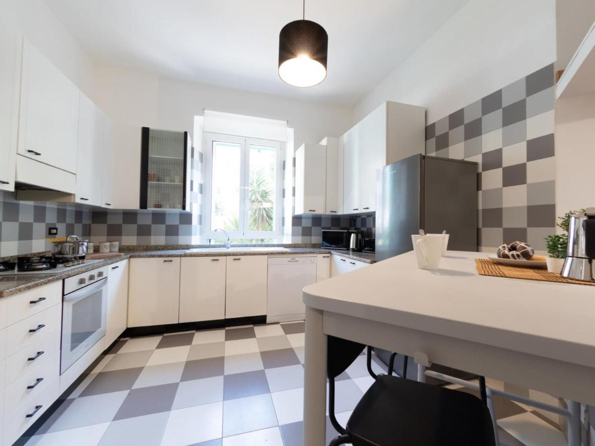 The Rent - Modern One-bedroom In Trastevere *