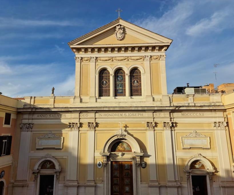 Noxromana I Vatican Lovely View On The Basilica Rome