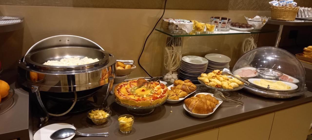 Hotel Aniene 3*