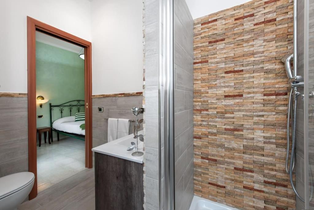 Apartment Domus Patrizia Romana 6 Persone