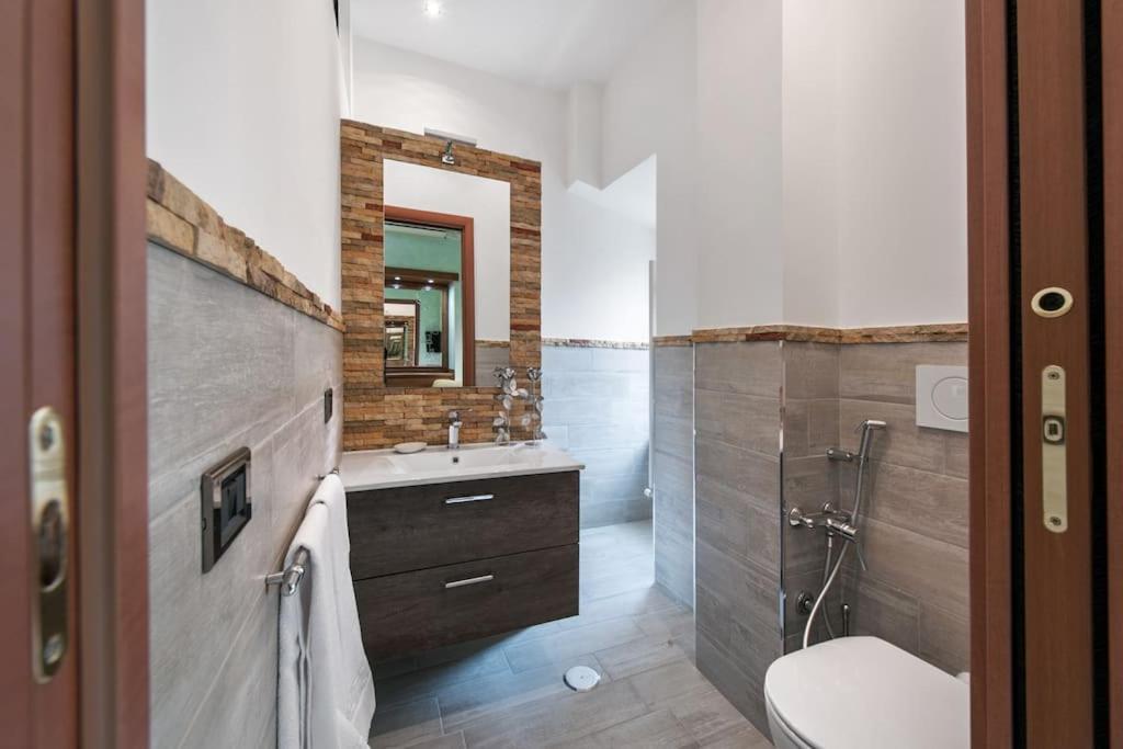 Apartment Domus Patrizia Romana 6 Persone Rom