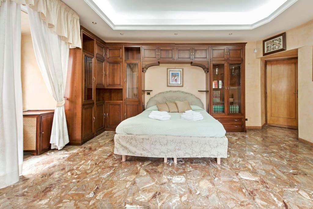 Apartment Domus Patrizia Romana 6 Persone