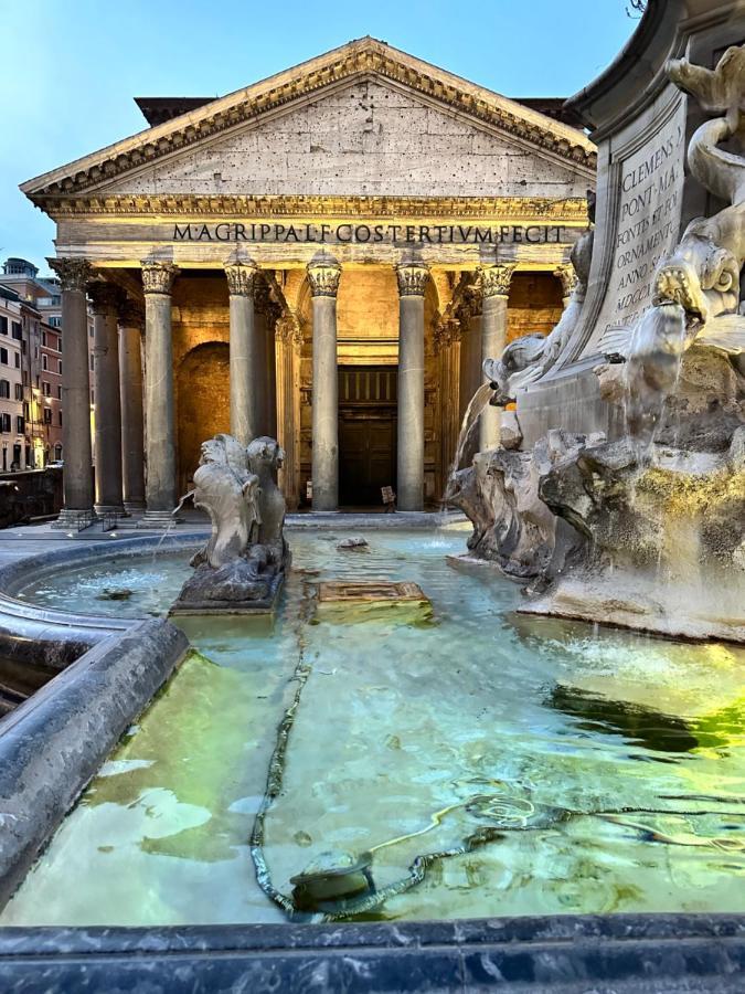 Pantheon Palazzo Nari