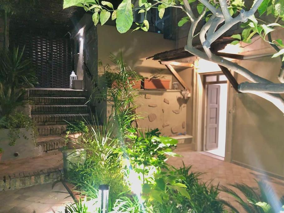 Casa de Férias Isola Roger - Con Giardino A