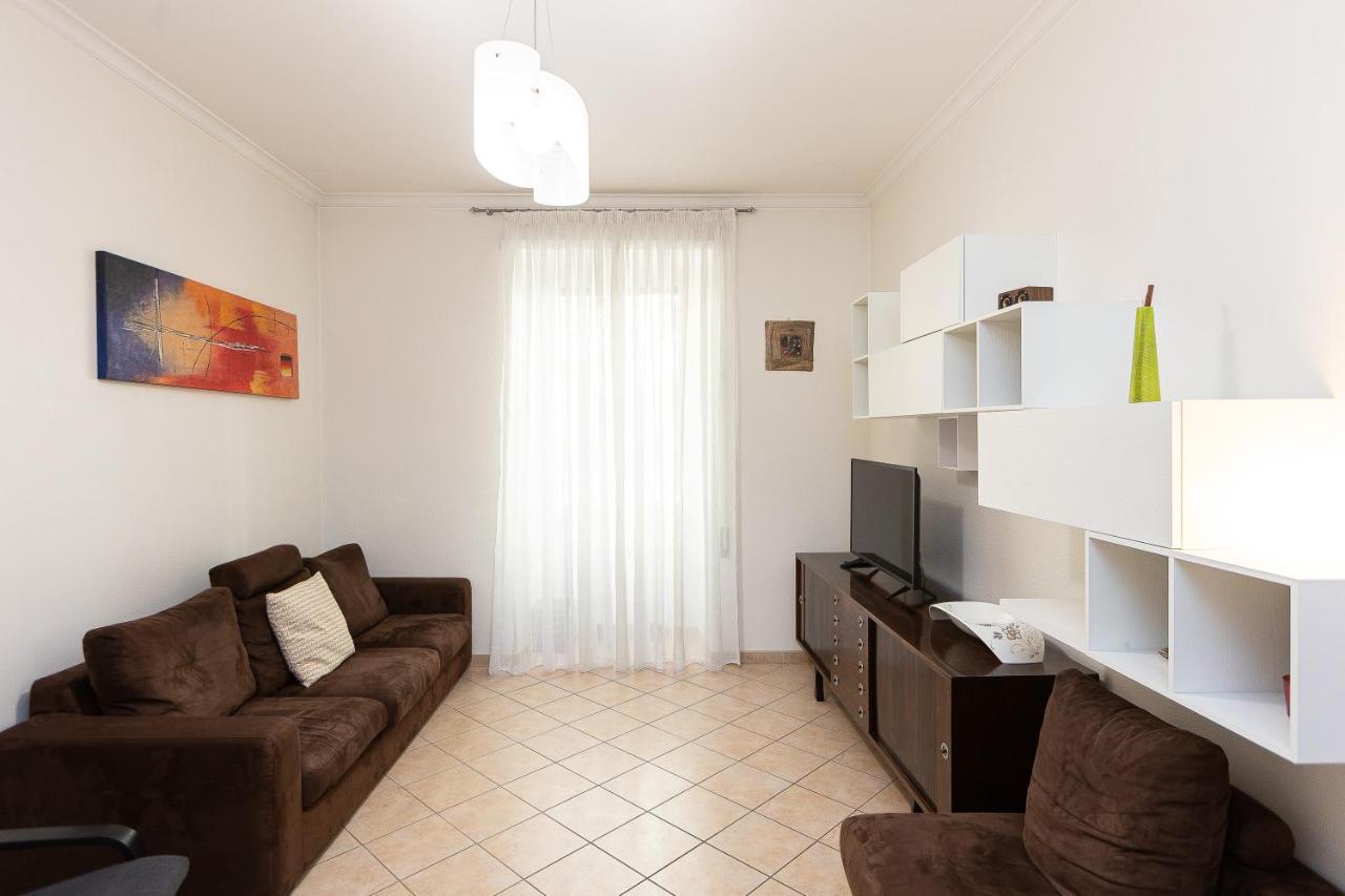 Acaia By In Apartment