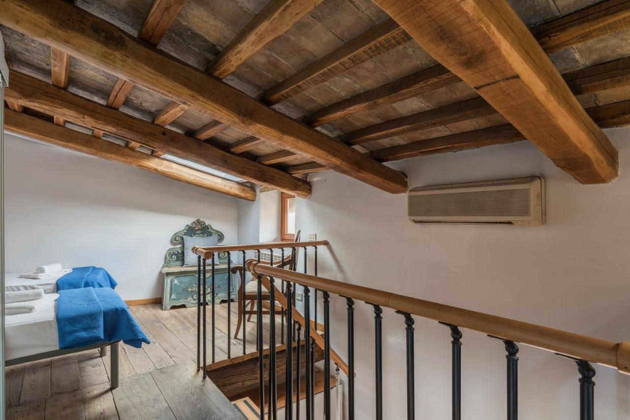Cozy Wooden Apt In Piazza Navona Roma