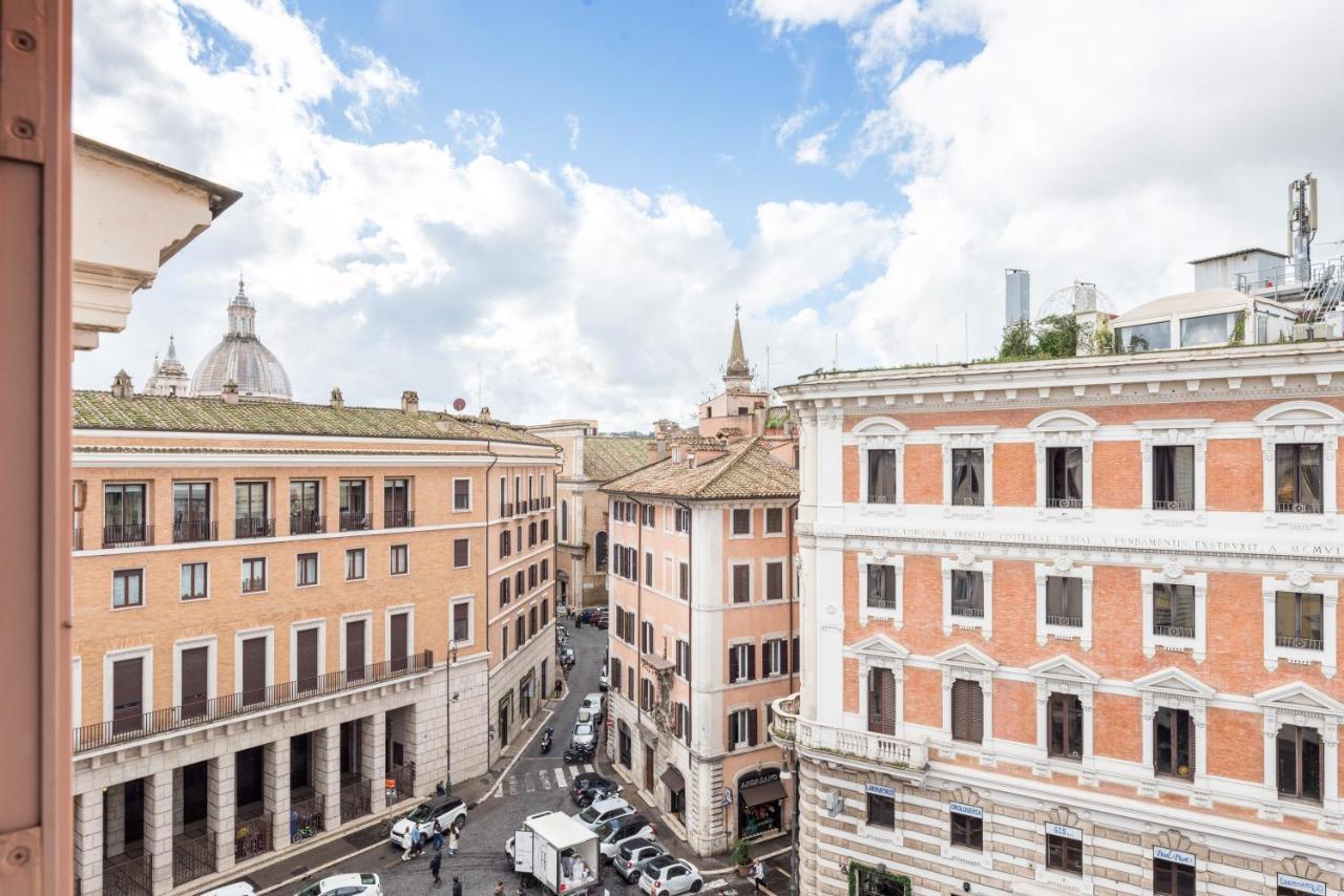 Cozy Wooden Apt In Piazza Navona * Roma