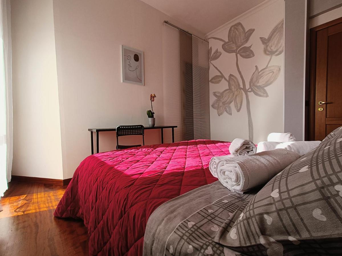 Apartamento Avellini - Delightful And Spacious With Terrace - Near Metro A Cornelia Roma