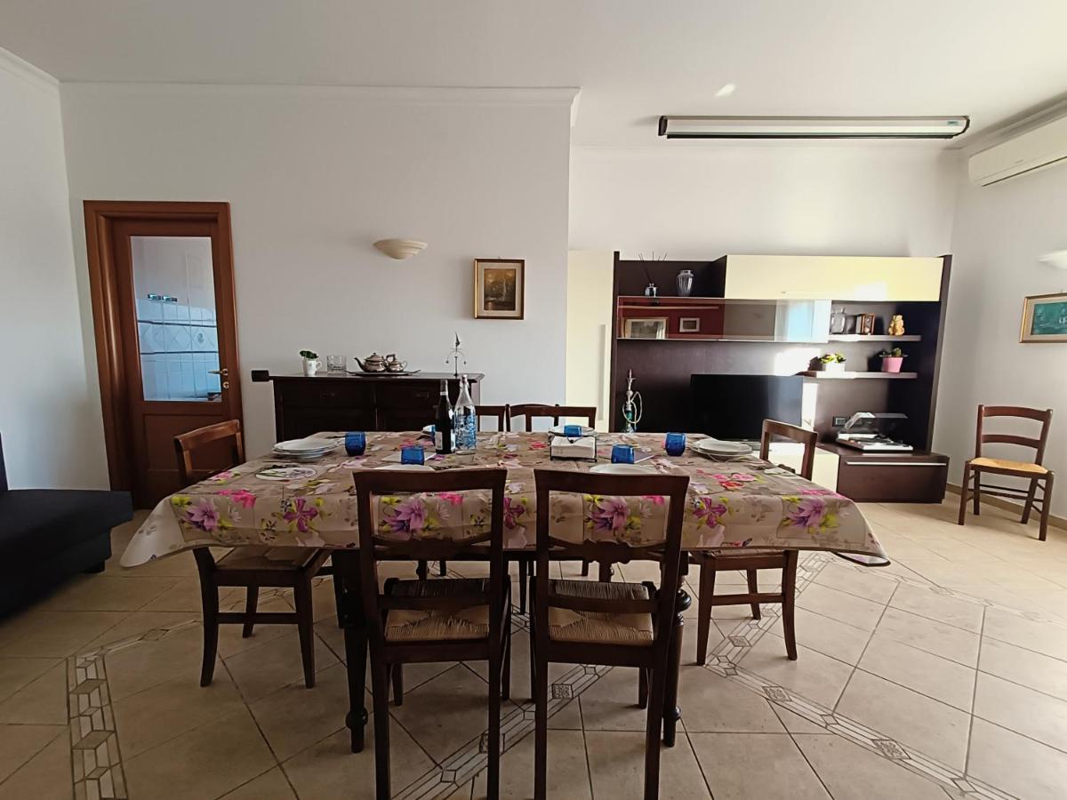 Avellini - Delightful And Spacious With Terrace - Near Metro A Cornelia Roma