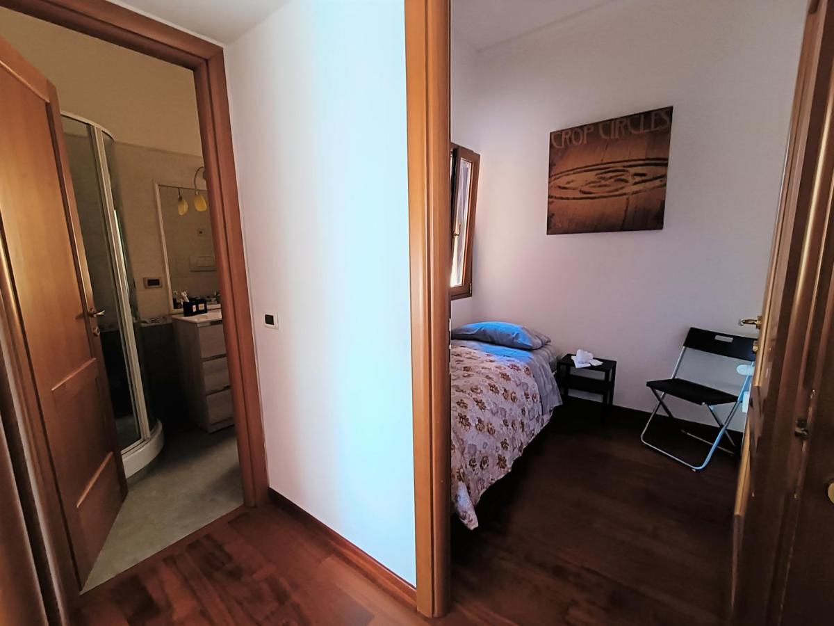 Apartamento Avellini - Delightful And Spacious With Terrace - Near Metro A Cornelia