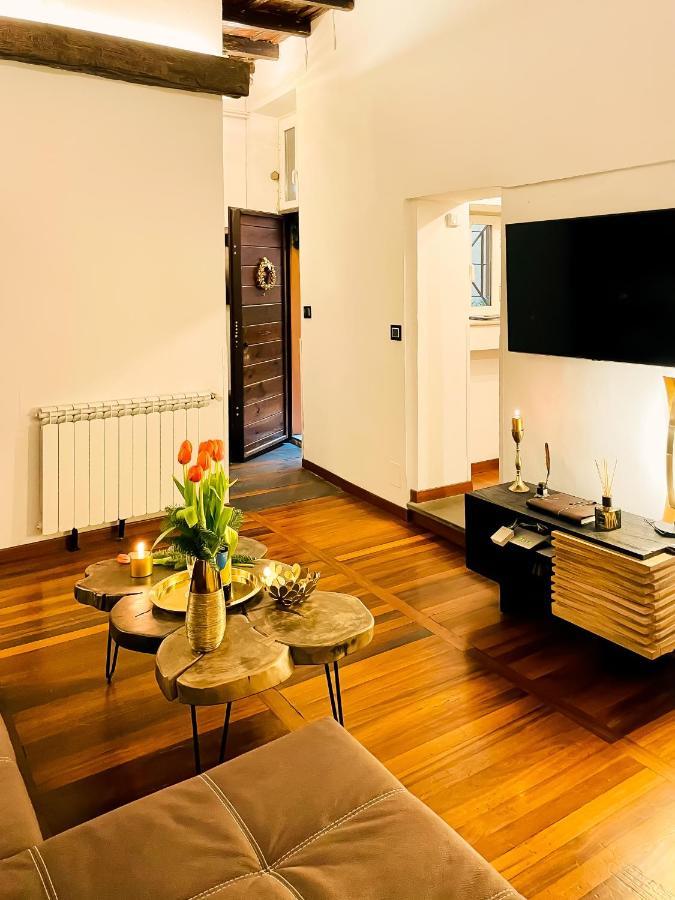 Apartment Trevi Fountain Luxury Rom