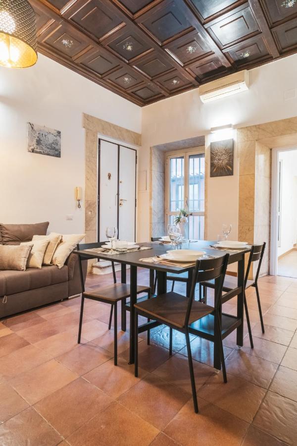 Giubbonari 23 Luxury Apartment