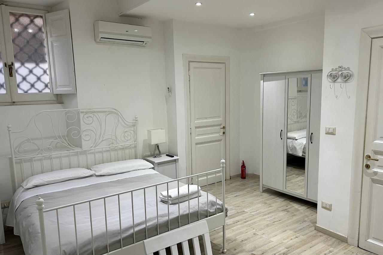 Urbe - Delizioso Quartiere Coppede * Roma