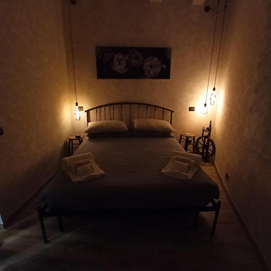 Chiaro Di Luna - Roma