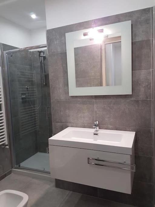 Moderno A 15 Minuti Dal Centro Di Apartamento