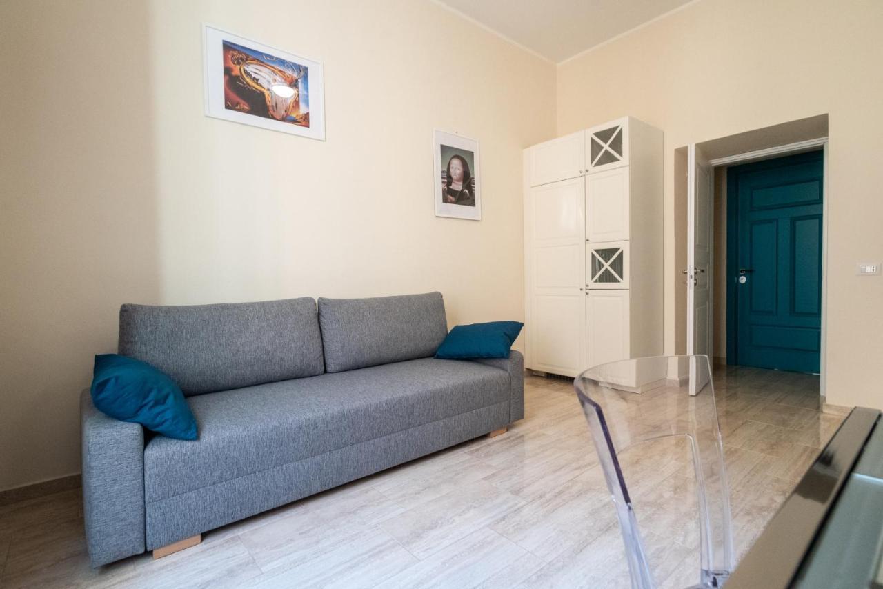 Two-roomed Flat In The Heart Of - Termini * Rom