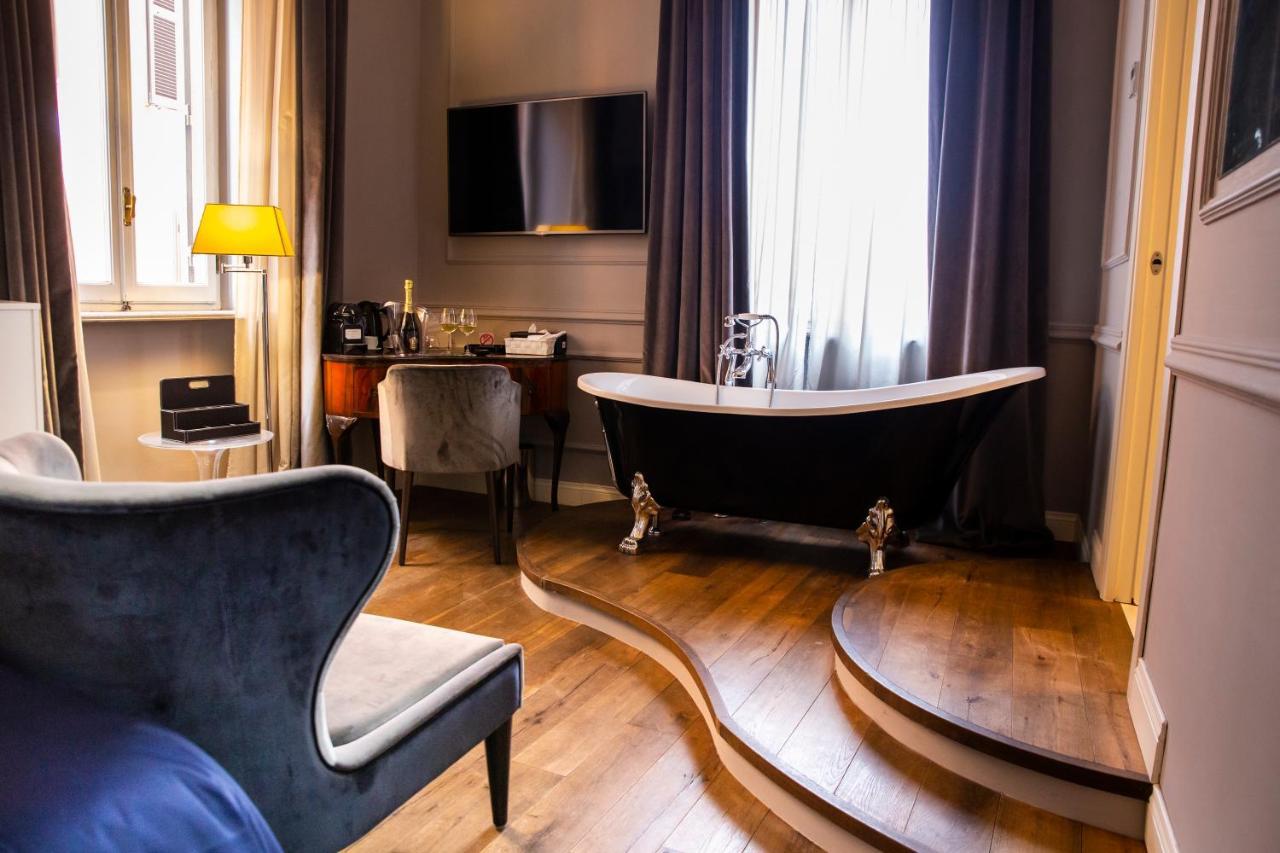 Relais San Lorenzo In Lucina * Roma