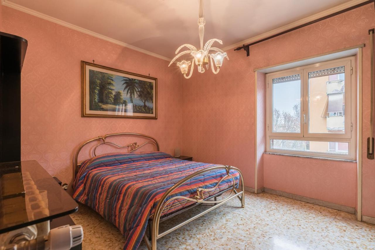 Altido Classic Style Flat With Balcony Appartamento Roma